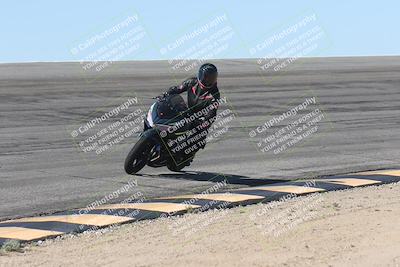 media/Oct-13-2025-Moto Forza (Mon) [[a66d839500]]/4-C Group/Session 2 (Bowl)/